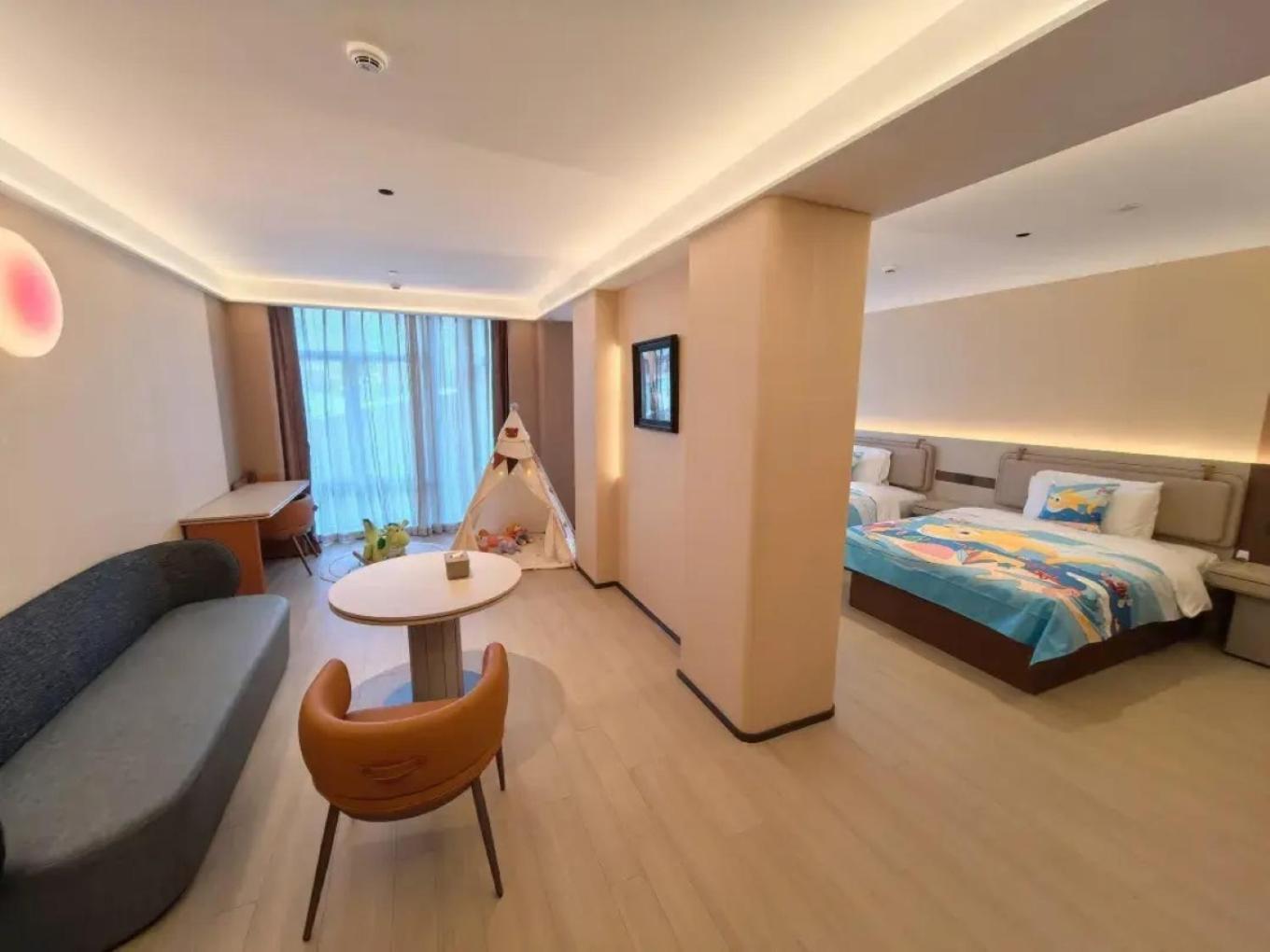 Mehood Lestie International Hotel Zhuhai Lovers Road Branch - Free Breakfast & Free Afternoon Tea & Free Midnight Snack Exterior photo
